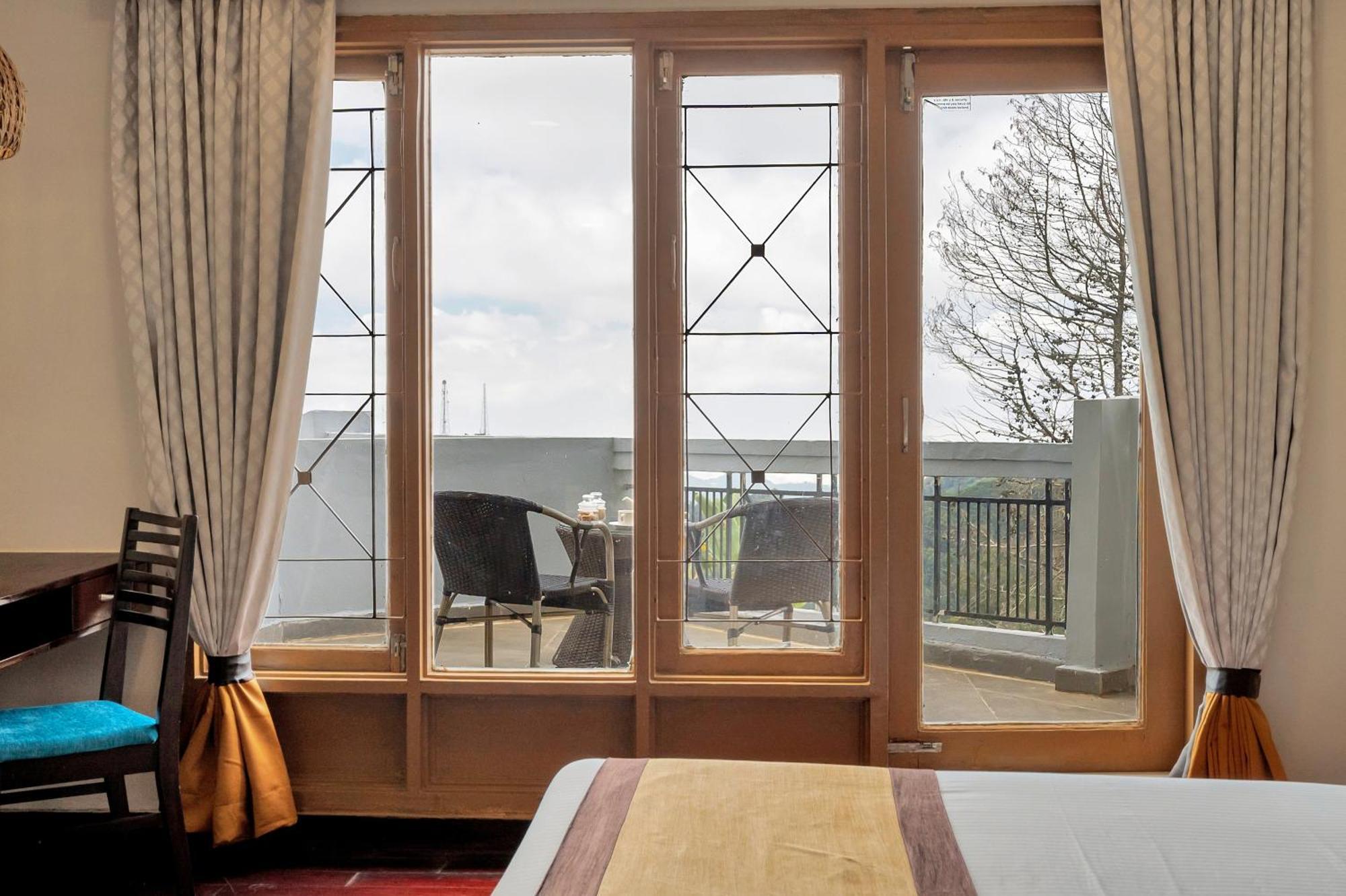 Valley View Premier Room Balcony