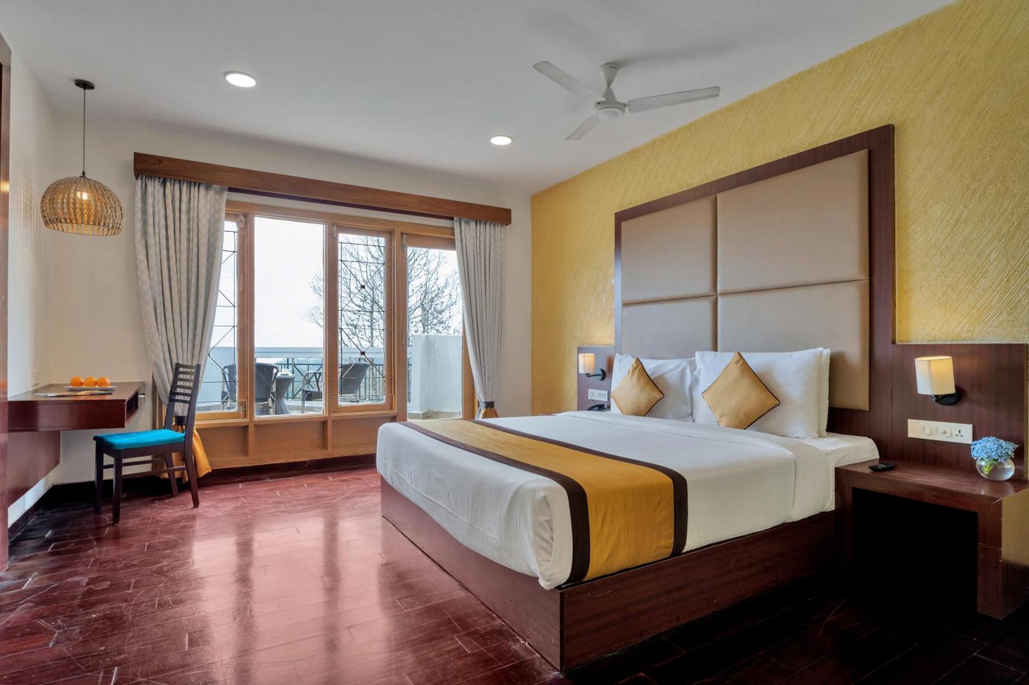 Valley View Premier Room Balcony